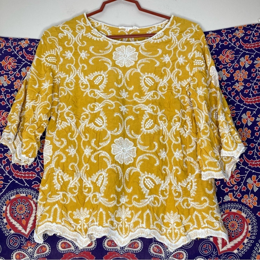 Solitaire Yellow and White Embroidered Blouse